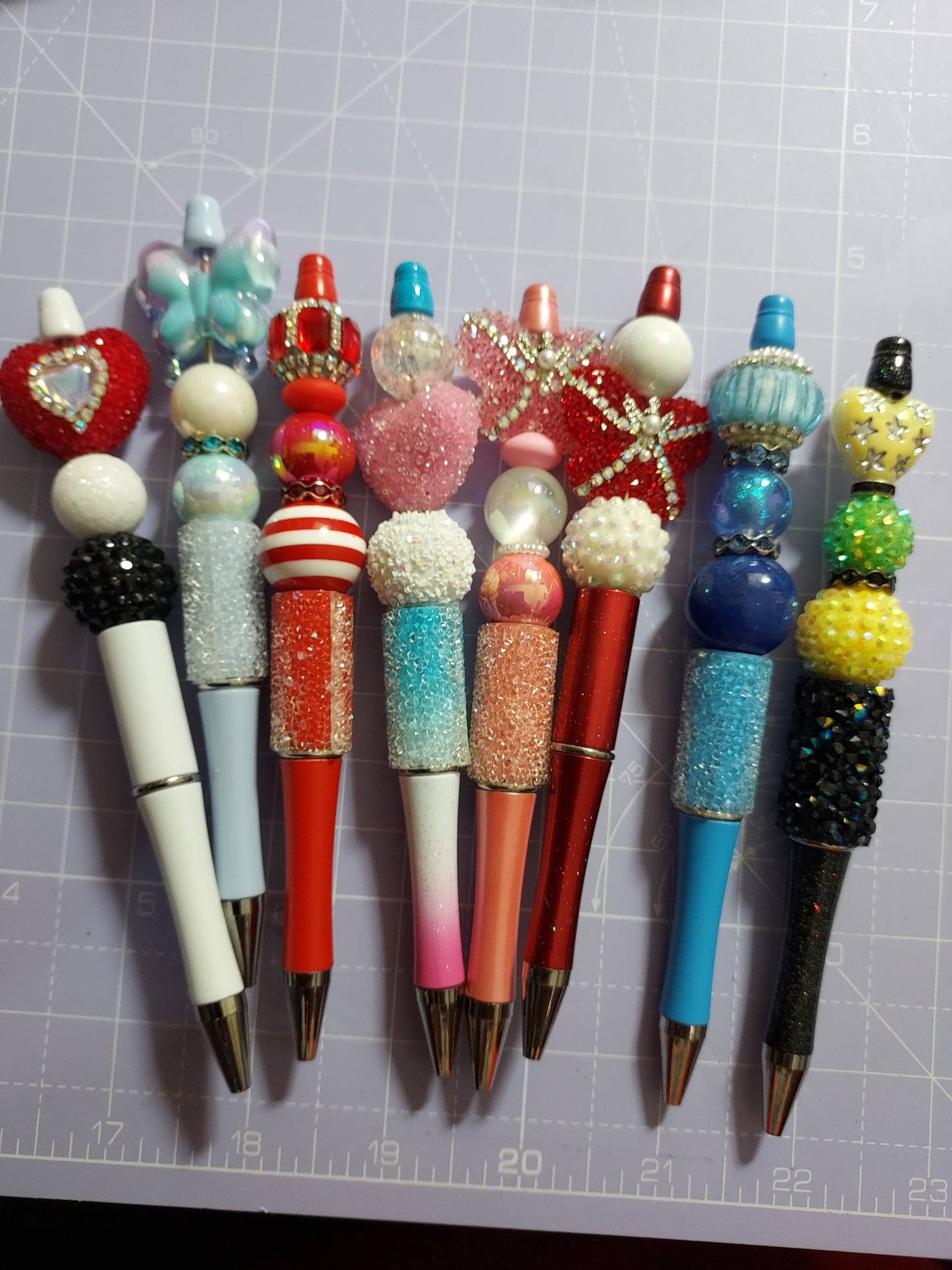 Colorful Beaded Pens with Unique Designs for Creative Writing and Artistic Expression